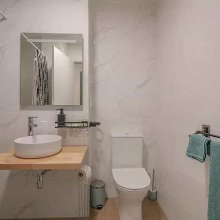 Comfortabel Next To La Marina דירה